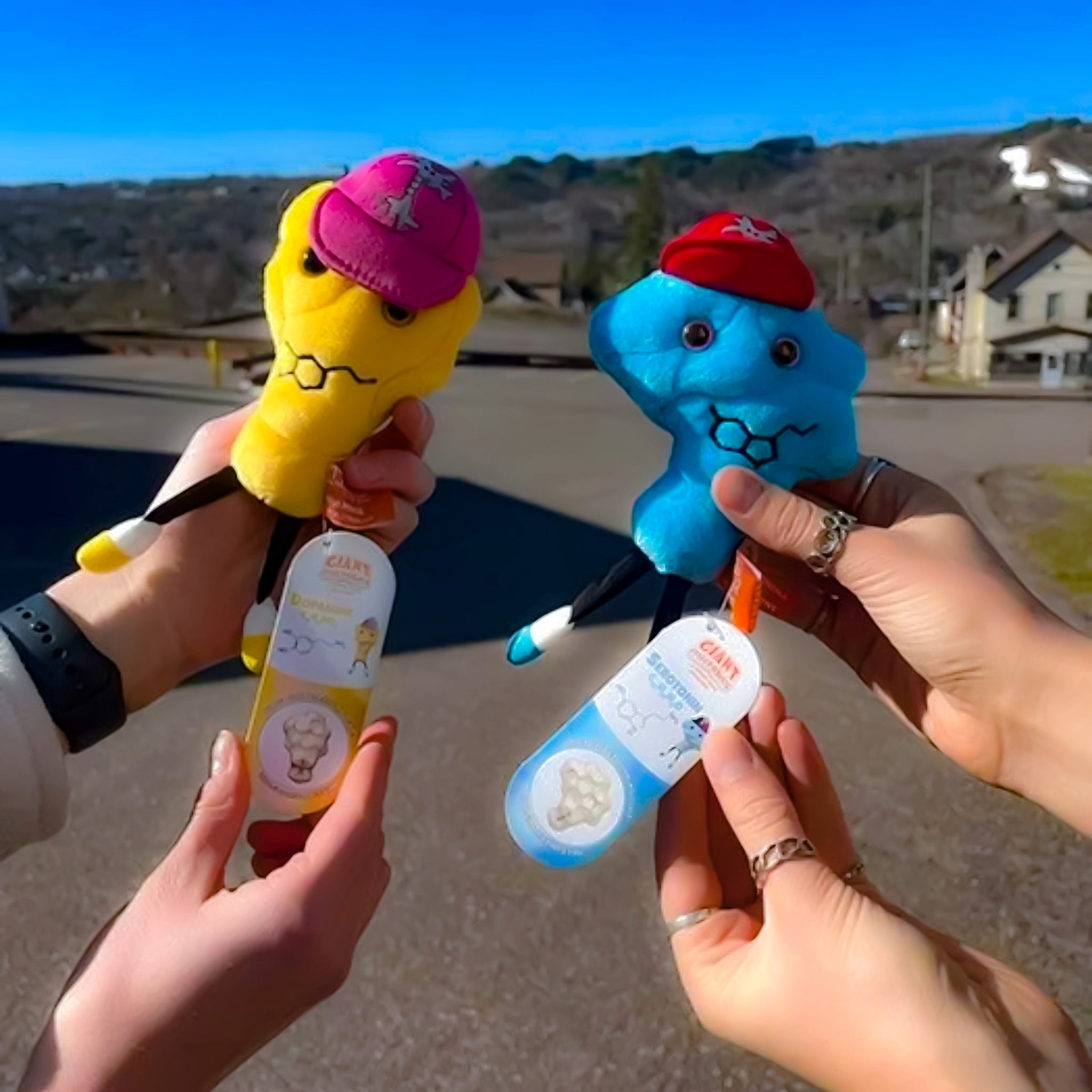 Serotonin Giantmicrobes